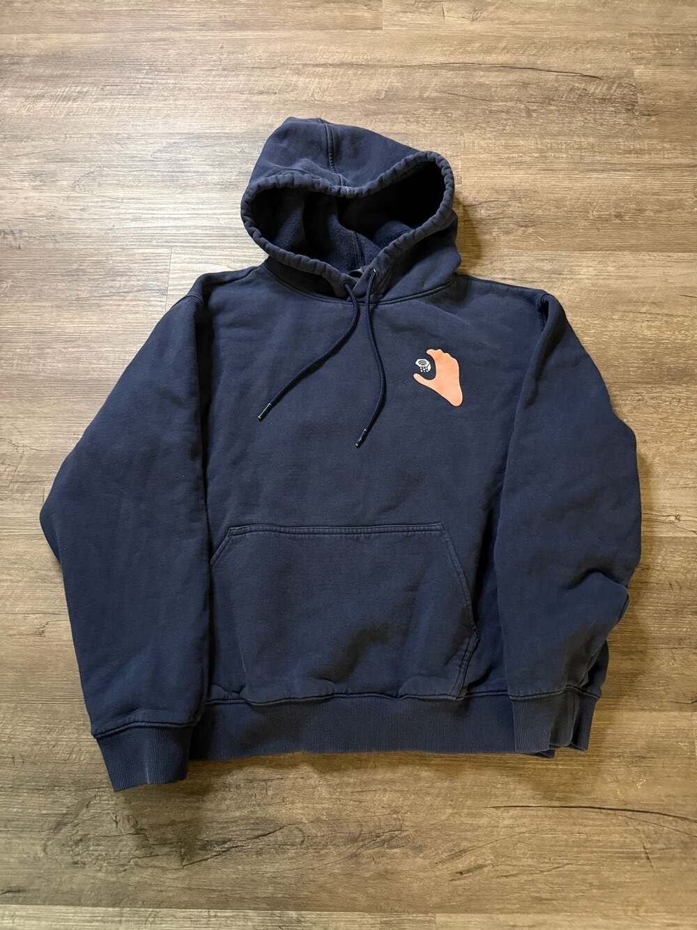 Mountain Hardwear Hoodie Size M Navy Blue Climbing Hand Holds Graphic